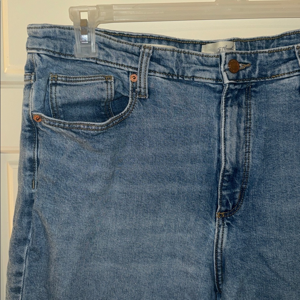 Universal Thread Jeans - image 3